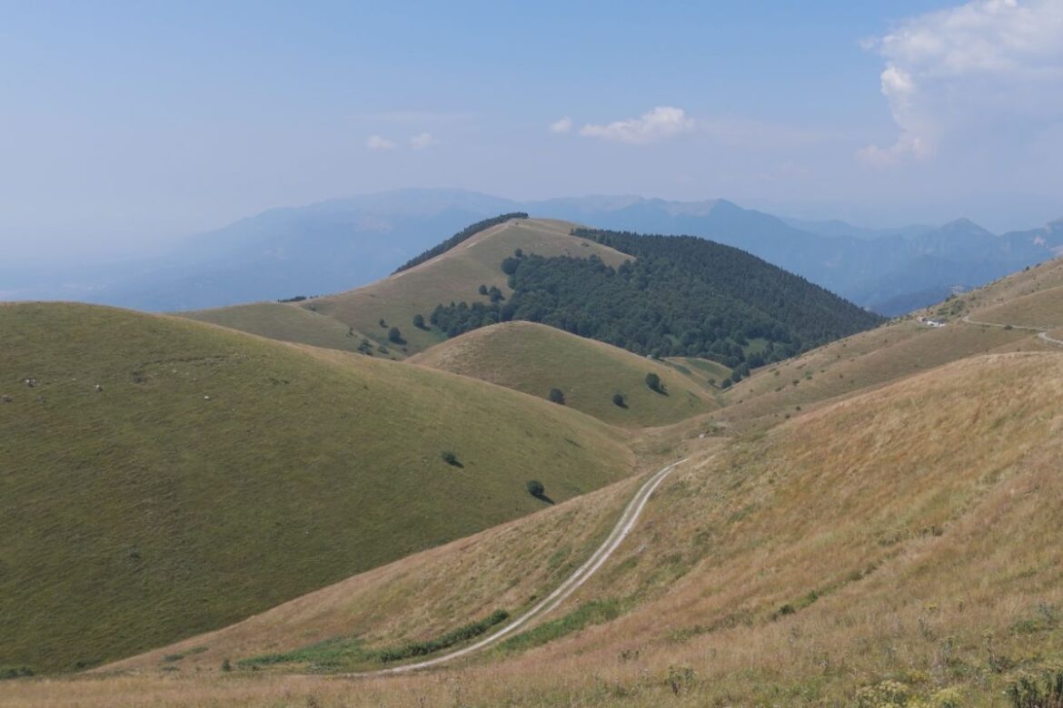 trekking-malga-budui-monte-cesen